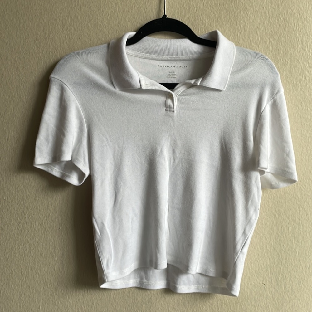 Brand: American Eagle Size: L Color: White